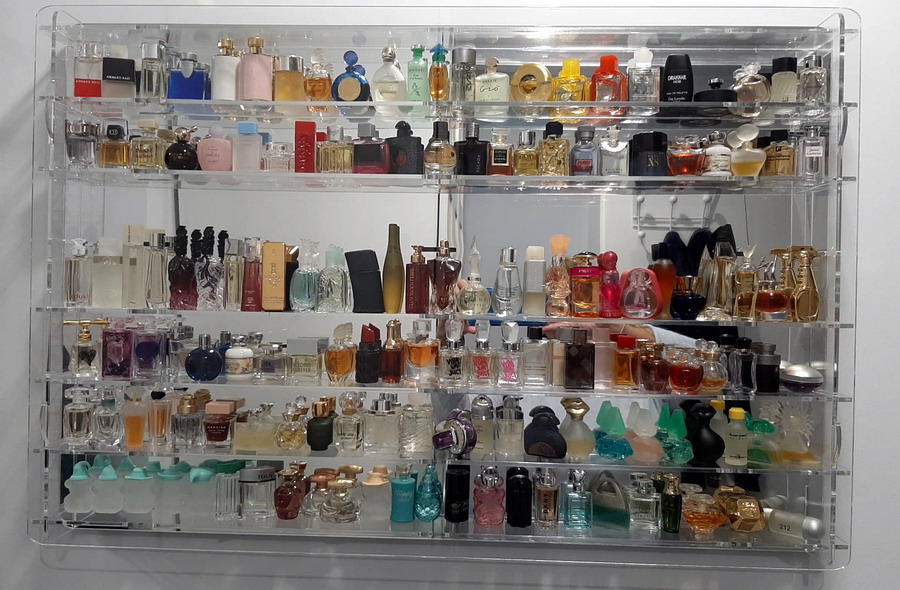 Vitrina para Colecciones Decoración Mostrador de Perfumes, Coches,  Esmaltes. -  Österreich