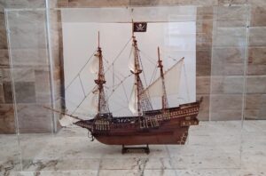 urnas metacrilato barcos, Barcos